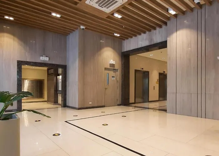Uptown District Apartamento